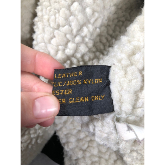 Mesa ridge jacket size medium. Has issues - Picture 6 of 6